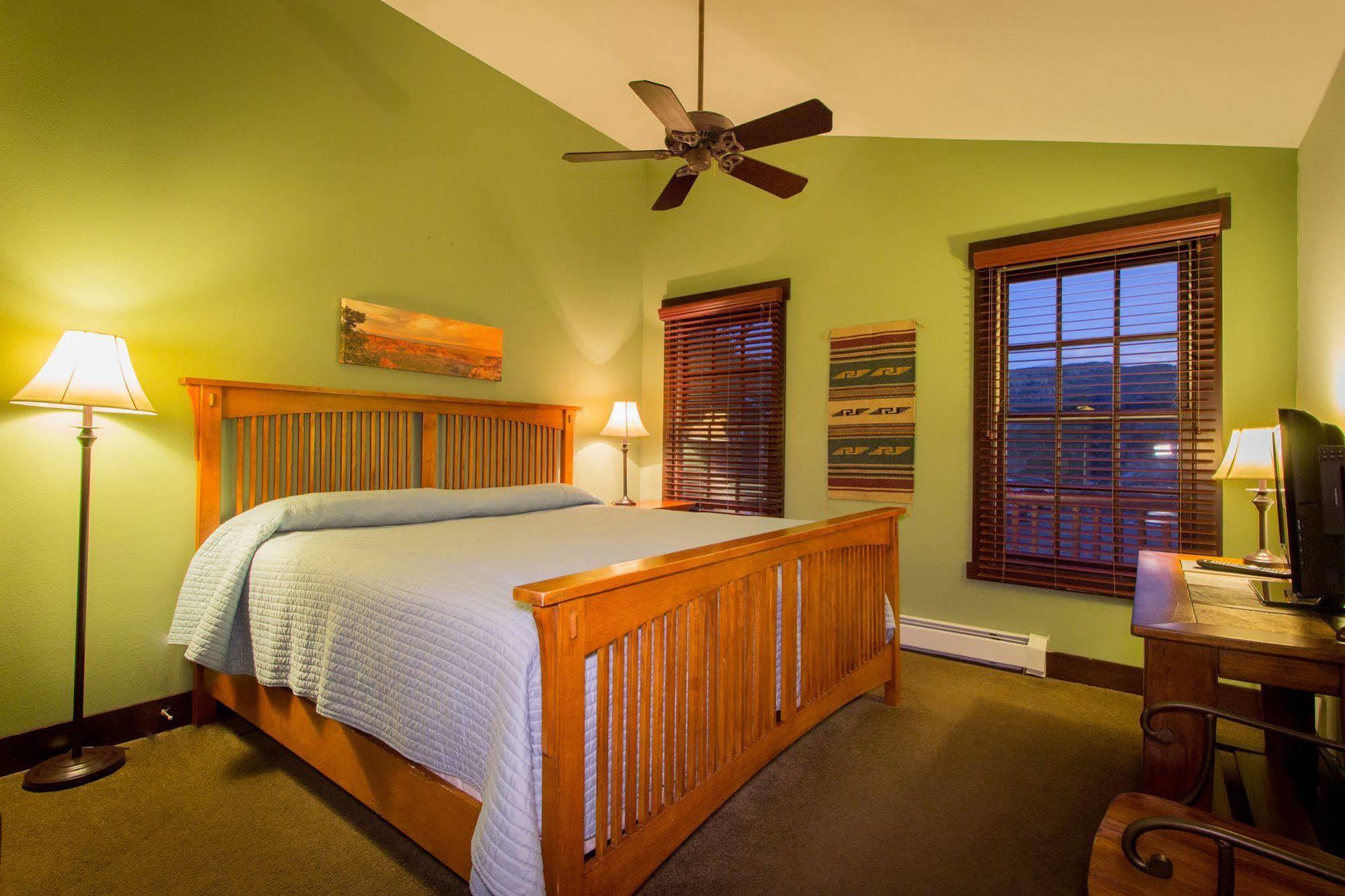Marys Lake Lodge Mountain Resort And Condos Estes Park Exteriör bild