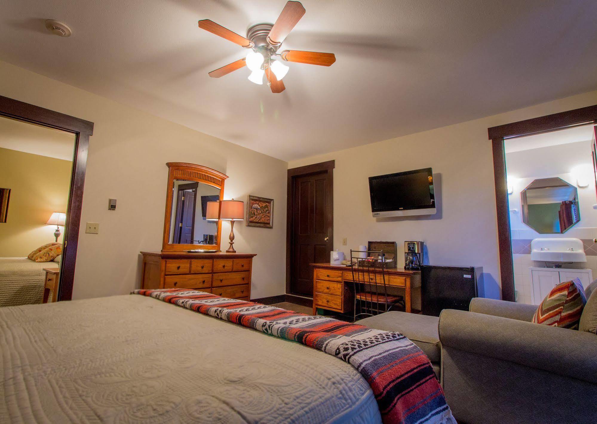 Marys Lake Lodge Mountain Resort And Condos Estes Park Exteriör bild